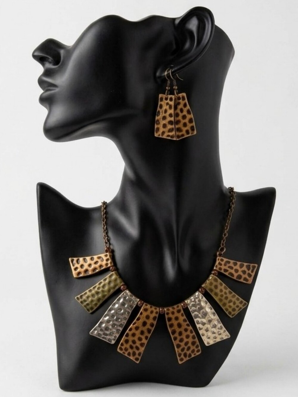 Paparazzi Gold/Bronze/Silver Hammered Statement Necklace  & Earrings SET - NWT